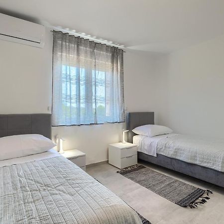 Apartments Medulin 2217 Exterior foto